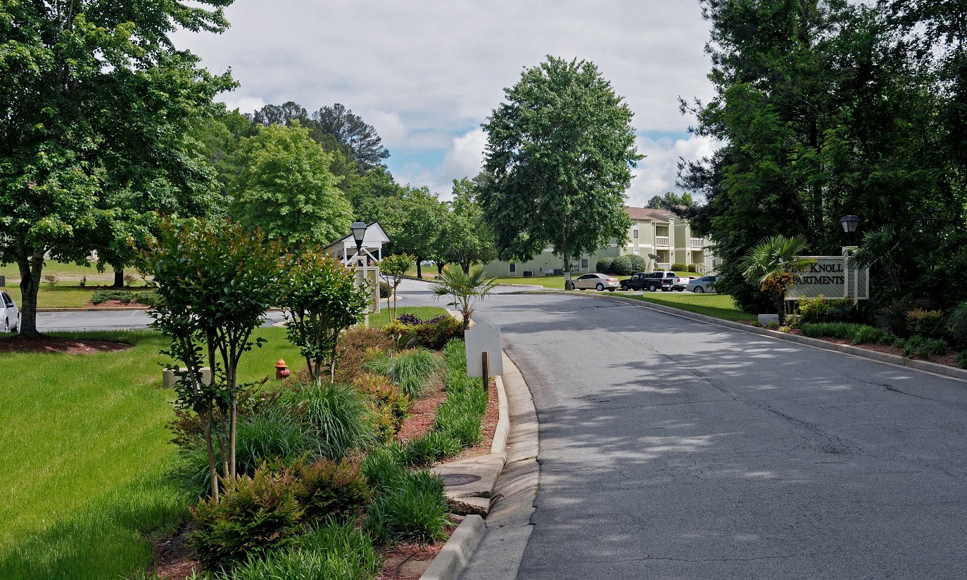 Pine Knoll neighborhood