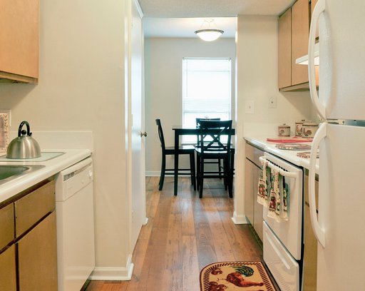Pine Knoll kitchen